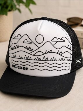 REI Co-op BOCO Gear Black White Mountain Trucker Hat Unisex OSFM